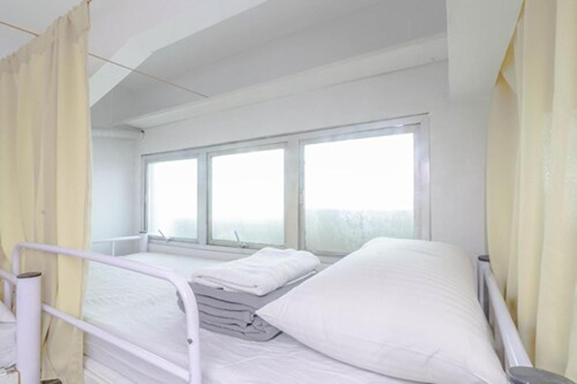 ดี บังก์ ดอร์มิทอรี Hostel ปาไซ ภายนอก รูปภาพ